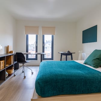 Silver Studio River View - Image 3